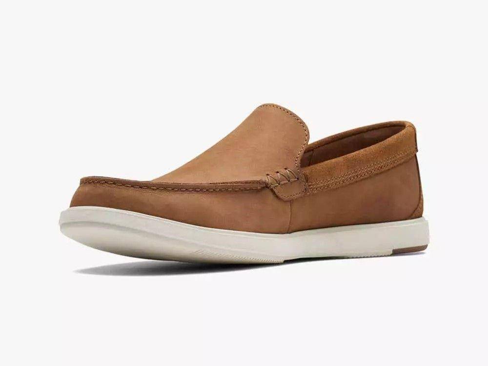 Sepatu Clarks Bratton Loafer (zalora.co.id)
