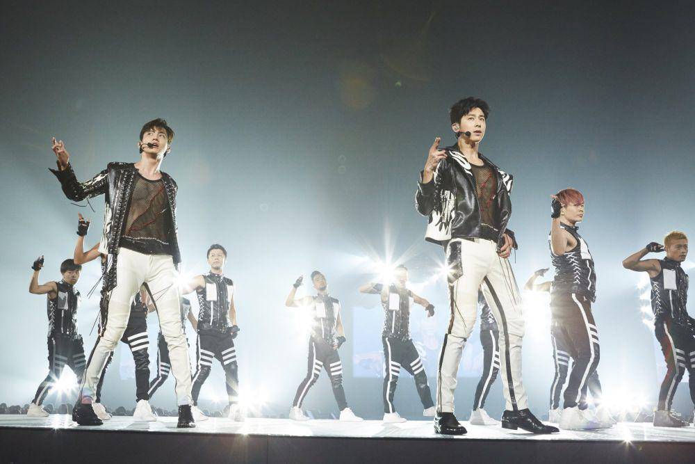 potret konser TVXQ Begin Again di Nissan Stadium Jepang (twitter.com/TVXQ)