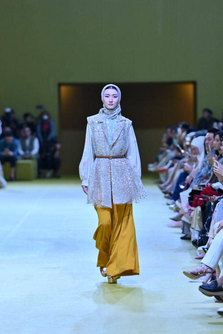 Hijab Mandjha Light of Treasure (dok. Ivan Gunawan Raya Collection 2024)