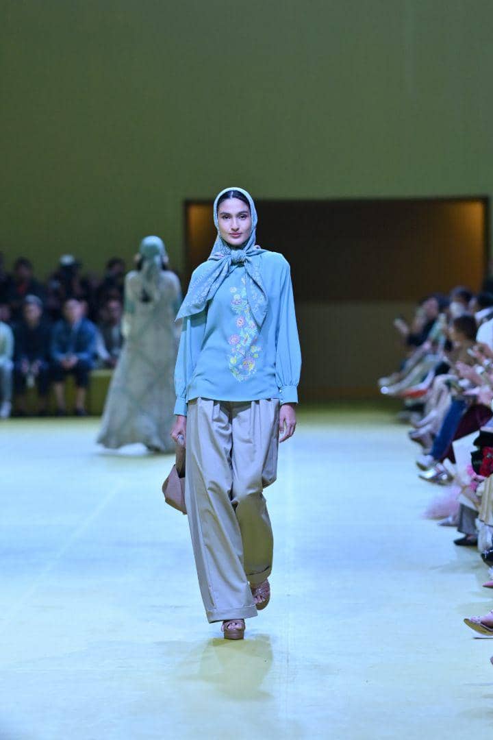 Hijab Mandjha Light of Treasure (dok. Ivan Gunawan Raya Collection 2024)