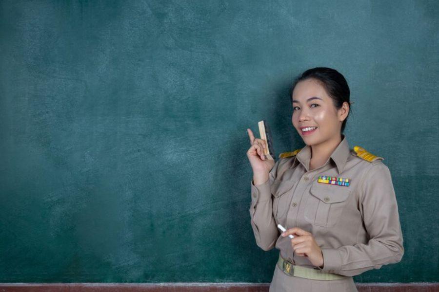 ilustrasi sekolah kedinasan (freepik.com/Jcomp)