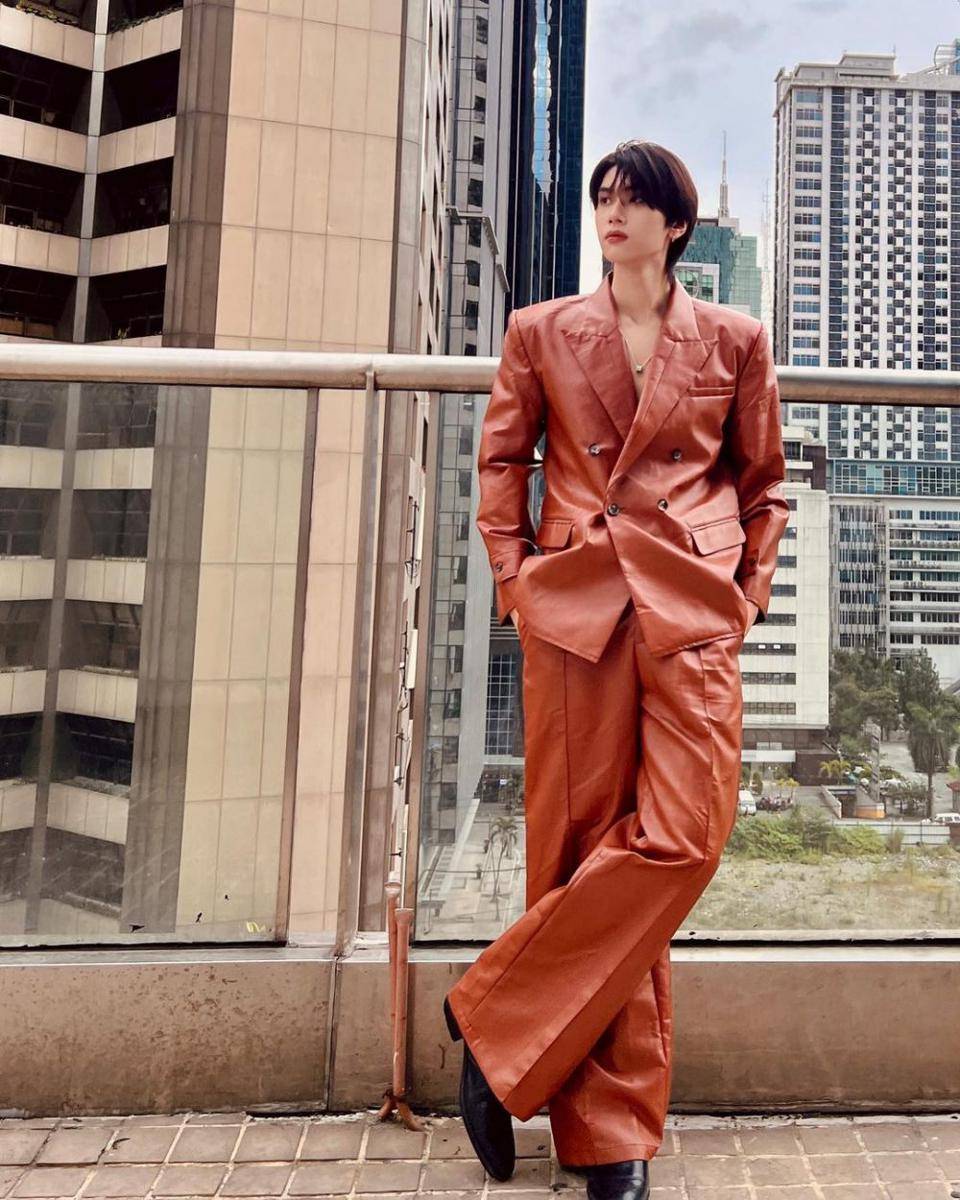 Dunk Natachai (instagram.com/dunknatachai)