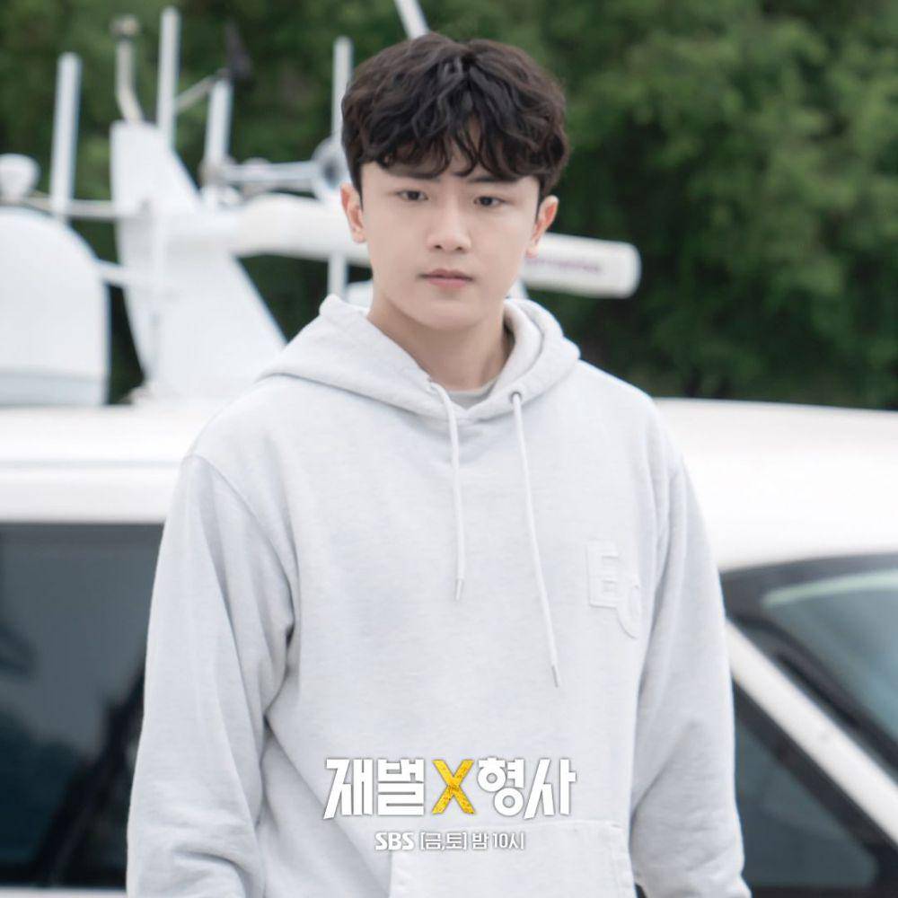 Kim Shin Bi di Flex X Cop (instagram.com/sbsdrama.official)