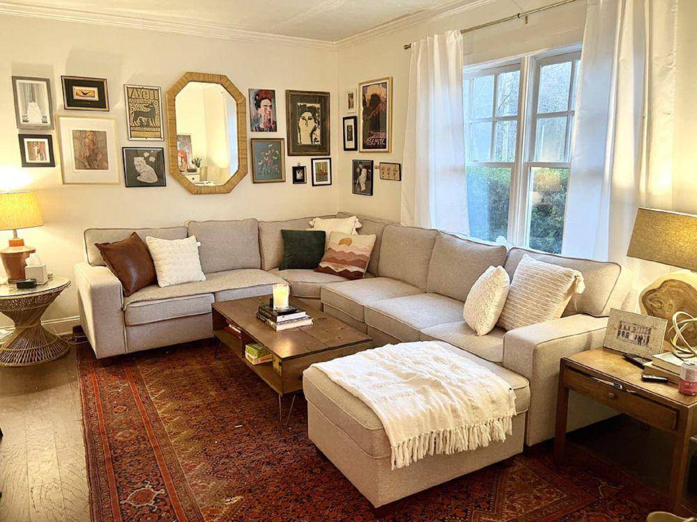 potret gallery wall di dalam rumah (reddit.com/sistermc)