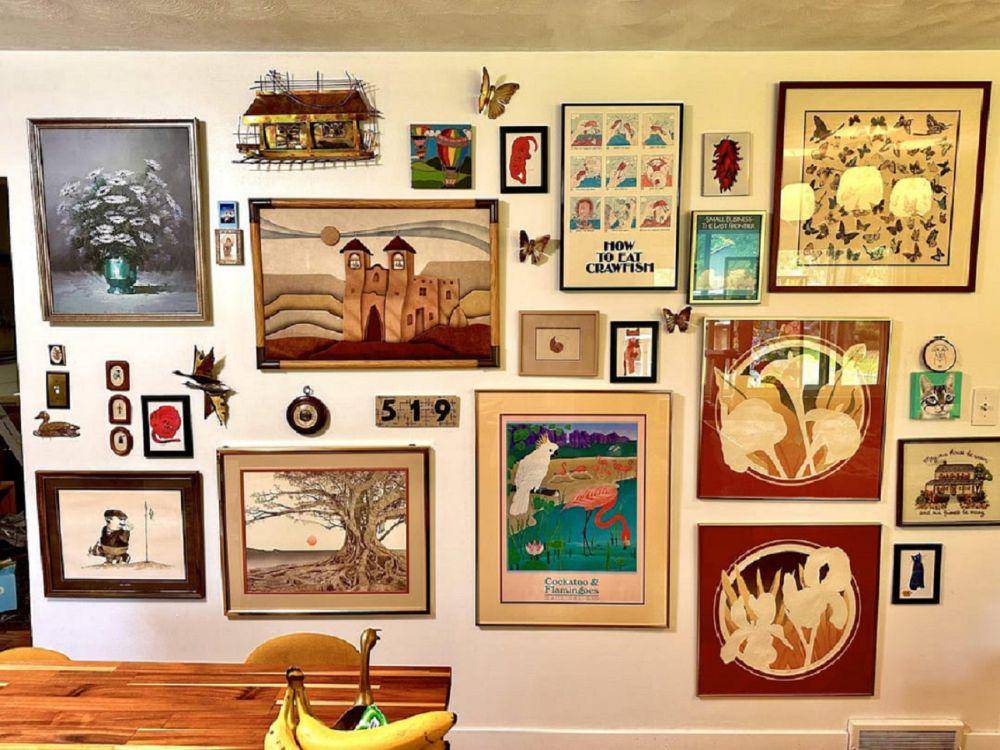 potret gallery wall di dalam rumah (reddit.com/kipsmudgemose)