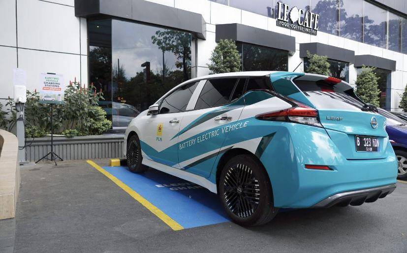 Electric Vechile/EV Charging Station di Hotel Le Polonia (Dok. Diskominfo Medan)