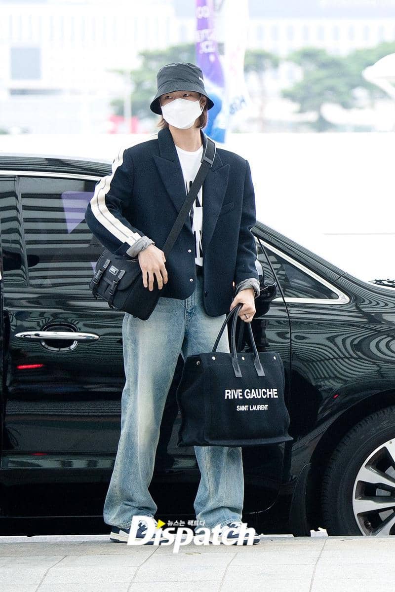 mix and match blazer ala Hyunjin Stray Kids (dok. dispatch.co.kr/Jeong Youngwoo)