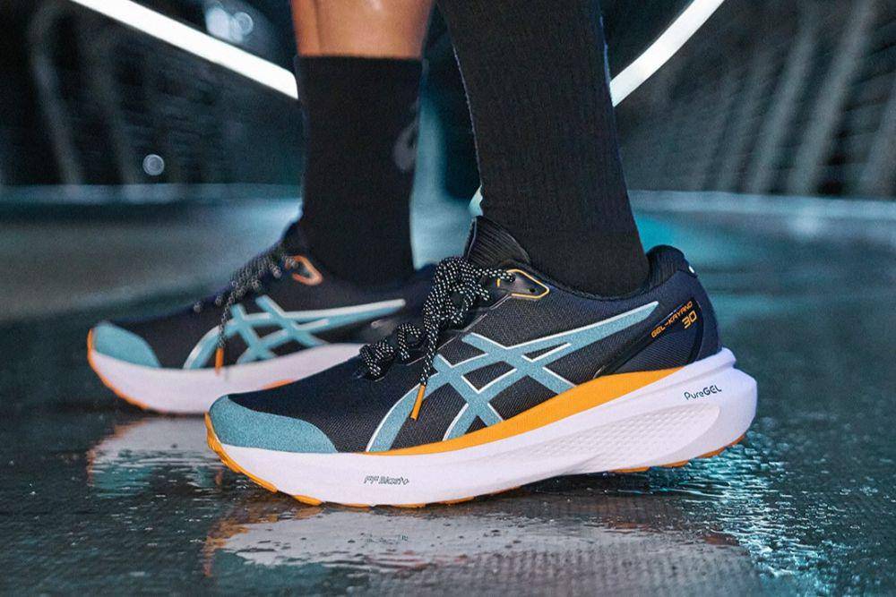 ASICS LITE-SHOW: GEL-KAYANO 30 (instagram.com/asicsid)