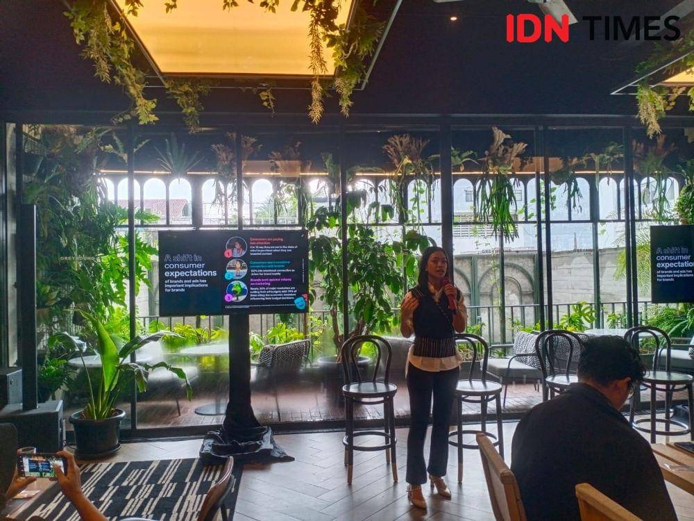 Tiktok : The Future of Consumer & Commerce 1