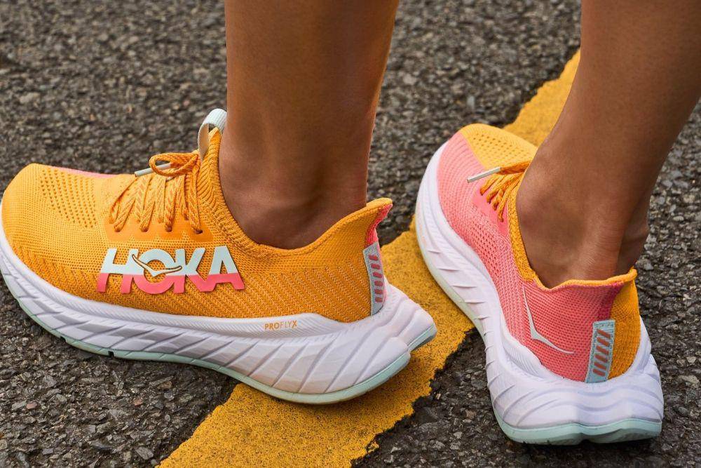 Sepatu Hoka Carbon X 3 (instagram.com/hoka_indonesia)