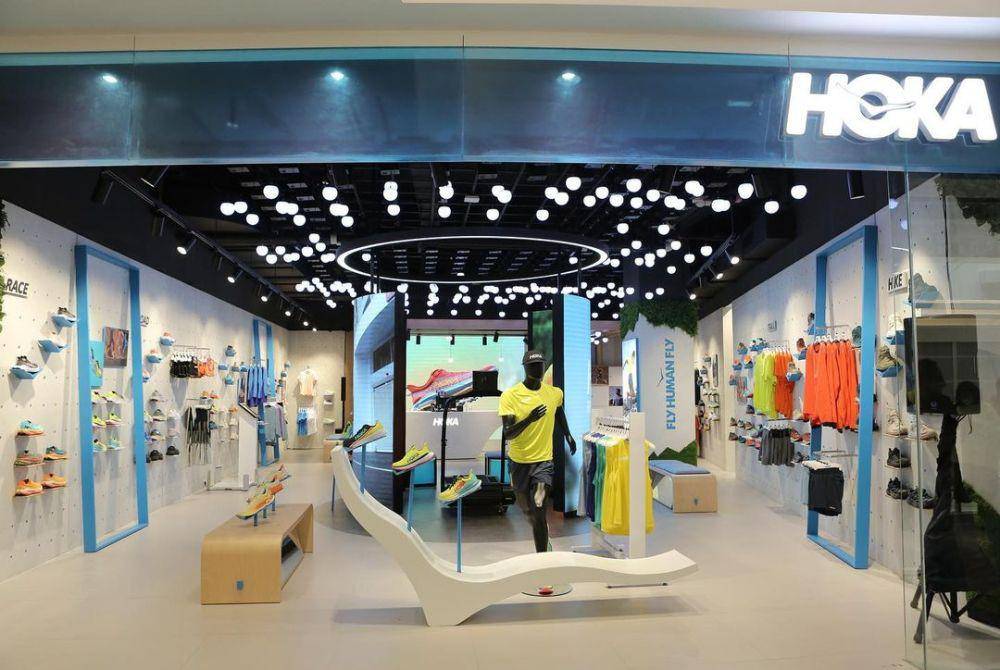 Official Store Hoka di Pondok Indah Mal 3, Jakarta (instagram.com/hoka_indonesia