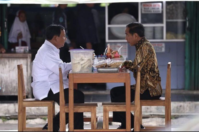 Airlangga Sebut Belum Ada Pembahasan soal Jokowi Pimpin Koalisi Besar