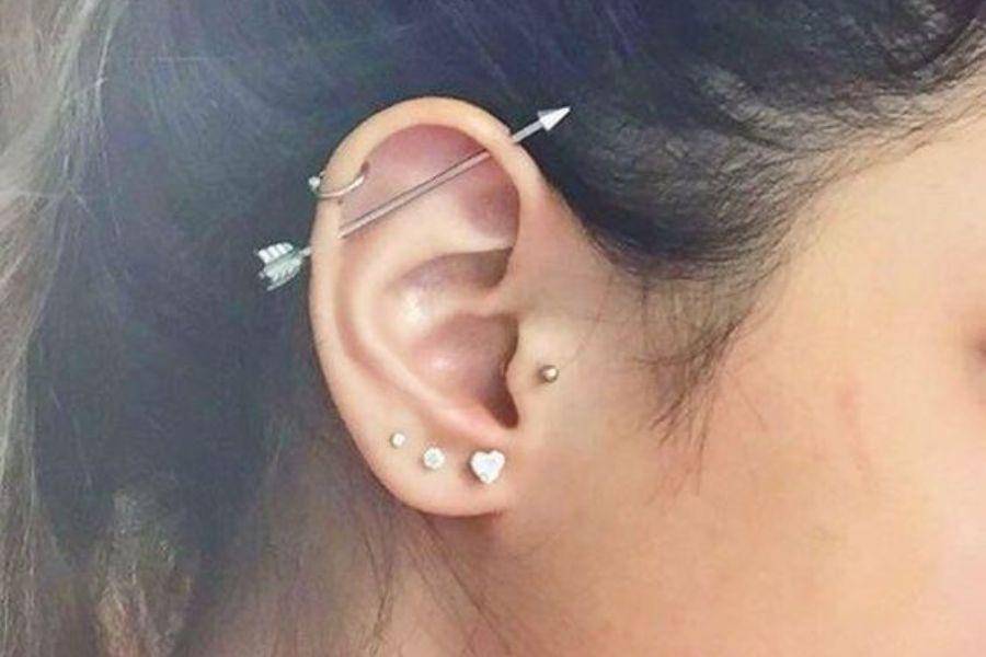 letak tindik telinga yang bagus (Pinterest.com)