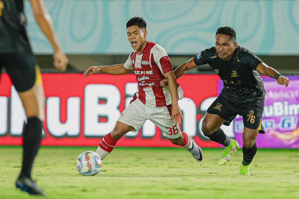 Persis saat menghadapi Madura United pada putaran kedua Liga 1 2023/2024. (instagram.com/persisofficial)