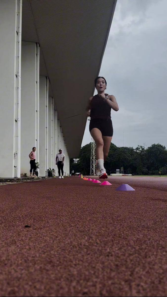potret Gisella Anastasia berlatih atletik (instagram.com/gisel_la)