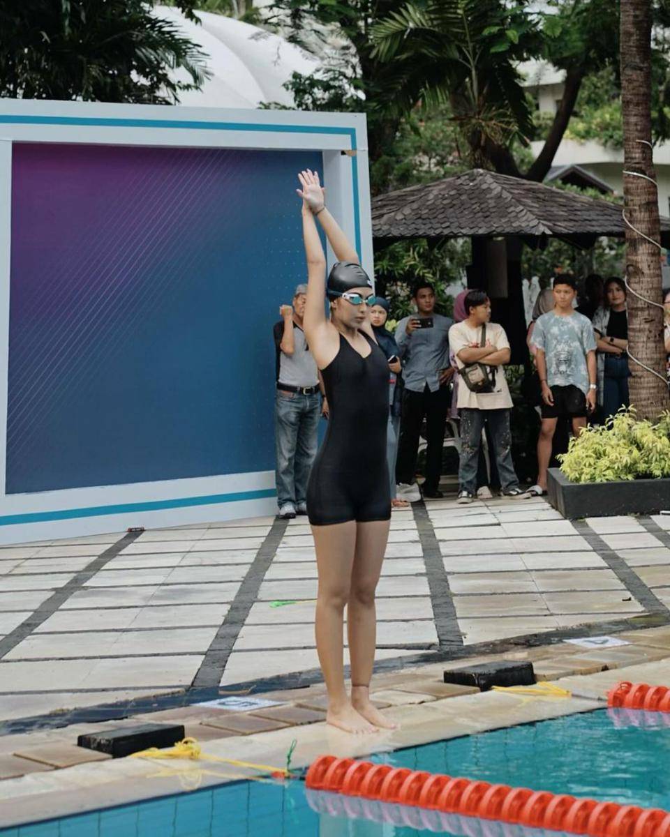 potret Soraya Rasyid ikut lomba renang (instagram.com/sorayarasyid12)