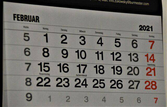 ilustrasi kalender bulan Februari (unsplash.com/Waldemar)