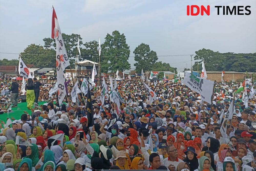 Roadshow Kampanye Cawapres Nomor Urut 01 Muhaimin Iskandar alias Cak Imin selama sepakan di Jawa Timur, Bali hingga DIY. (IDN Times/Amir Faisol)