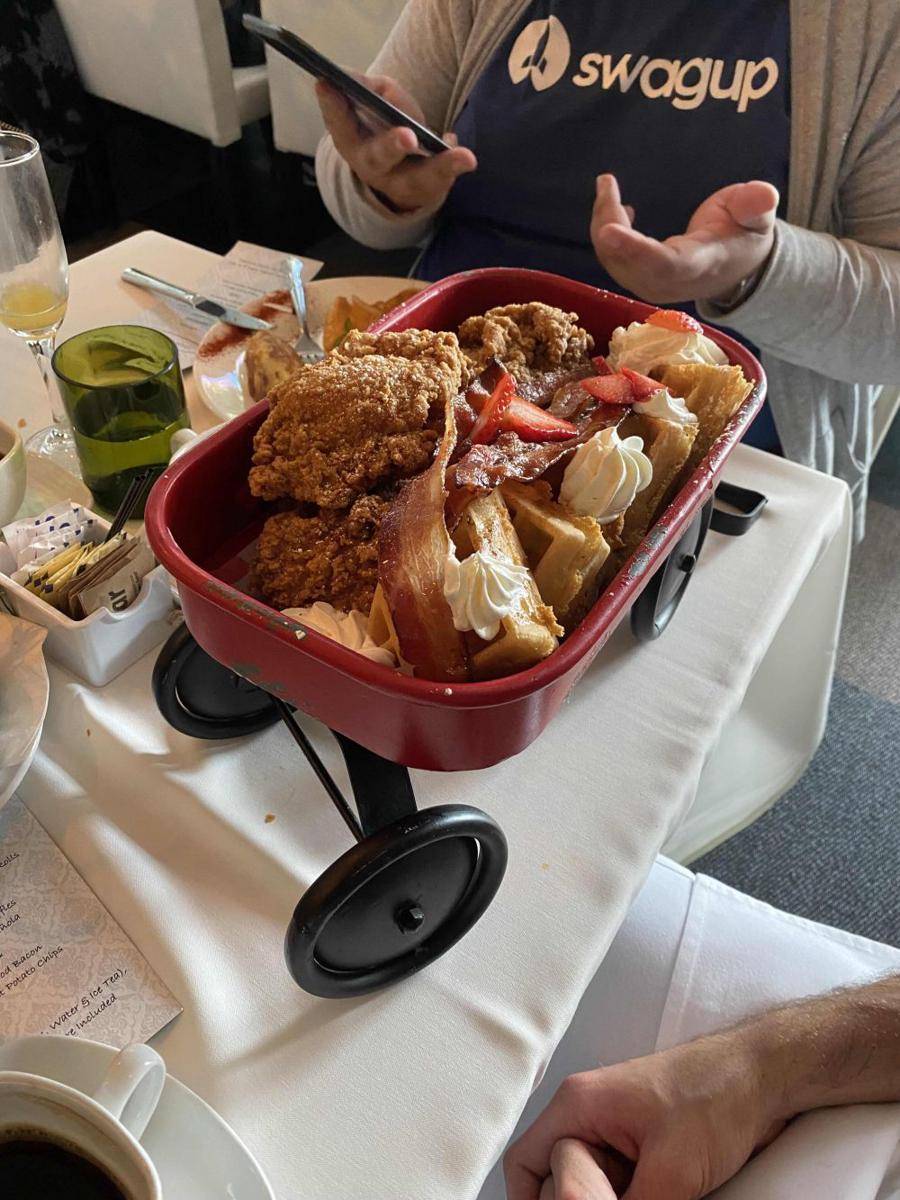 potret penyajian nyentrik hidangan waffle (reddit.com/user/I_make_gr8_soup)