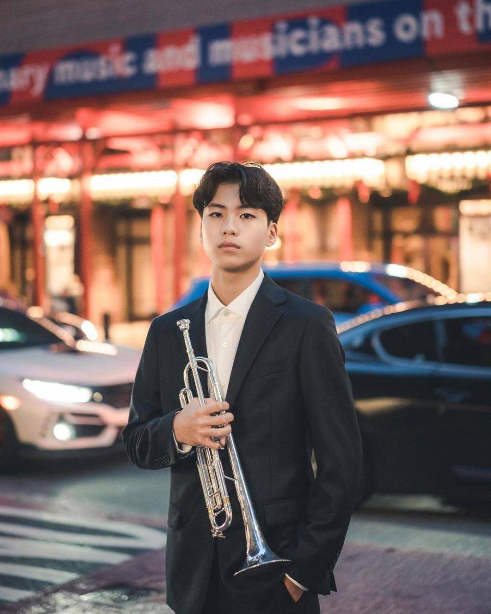 potret terbaru Ahn Ri Hwan (instagram.com/rihwanahn)
