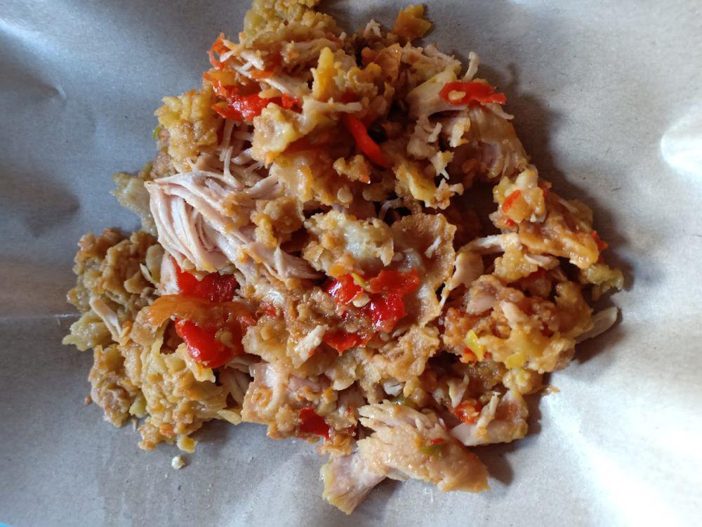 Resep Ayam Geprek Crispy yang Pedasnya Melekat di Lidah