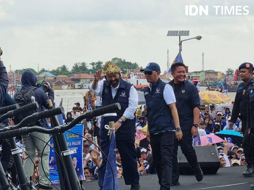 Ketua Umum Nasdem Surya Paloh berkampanye di Palembang untuk Nasdem dan pasangan Anies-Muhaimin (IDN Times/Rangga Erfizal)