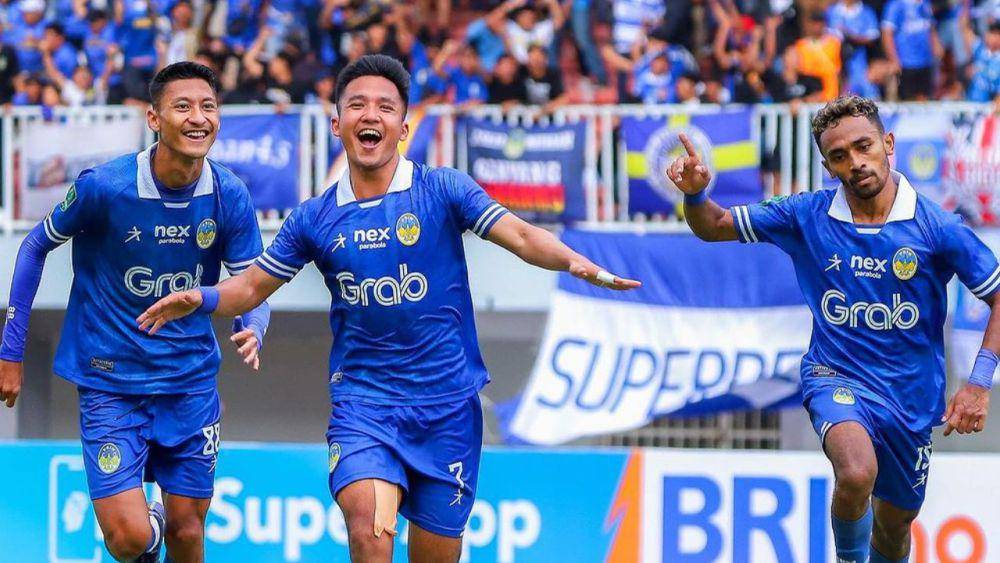 Pemain PSIM sedang merayakan gol ke gawang Persiraja .(instagram.com/psimjogja_official)