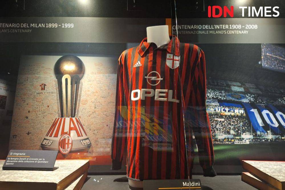 Luka Modric Tolak Banyak Tawaran demi AC Milan