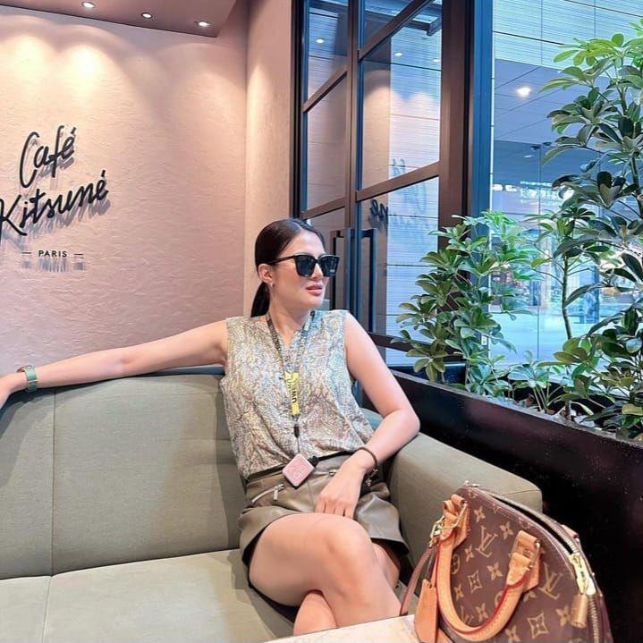 (instagram.com/@dwina_fanniaofficial)