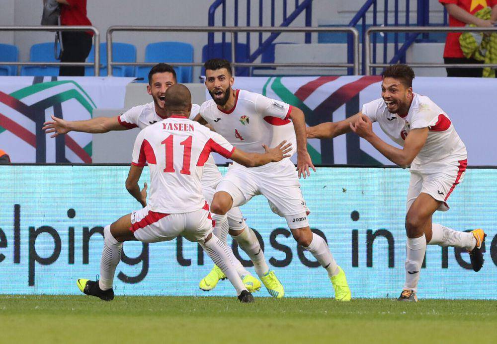 selebrasi gol pemain Yordania di Piala Asia 2019 versus Vietnam (the-afc.com)