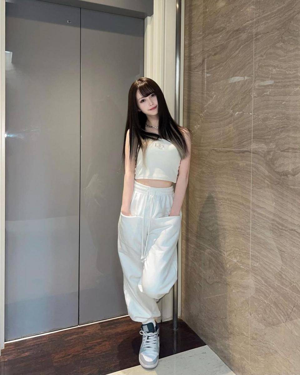 Yamamoto Mikana (instagram.com/mikana.yamamoto)