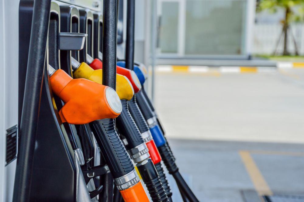 Bensin Ron 92 dari Mobil™ Dibanderol dengan Harga Rp12.500 per Liter!
