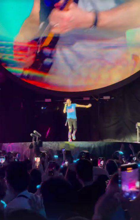 Ranty Maria dan Rayn konser Coldplay (Instagram.com/rantymaria)