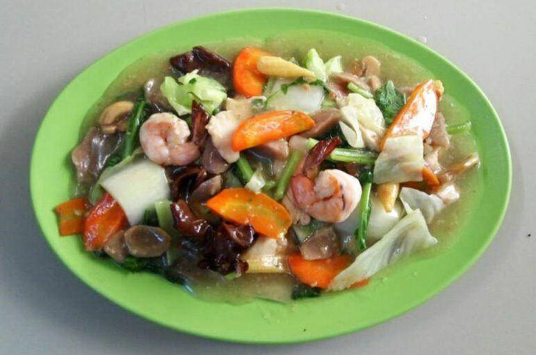 Capcay seafood (facebook.com/Warung Abadi)