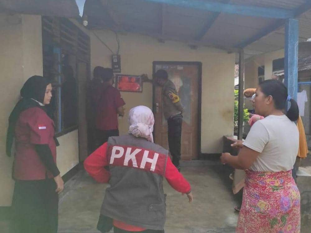 Ilustrasi pendamping PKH (Facebook PKH Kecamatan Sakra)