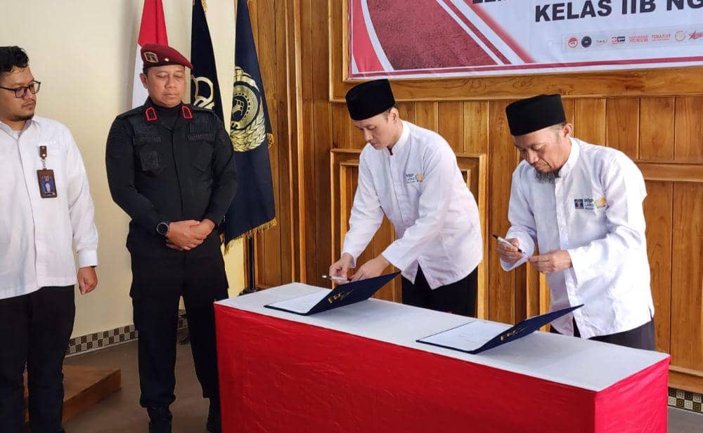 Dua napiter ES dan FM, berikrar setia kepada Negara Kesatuan Republik Indonesia (NKRI). IDN Times/ Humas Kemenkumham
