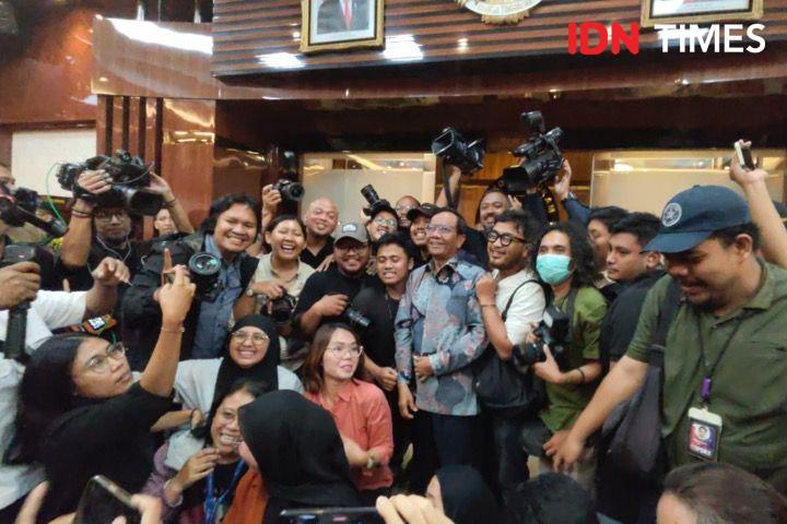 Mahfud Tunggu Keppres untuk Lepas Jabatan Menko Polhukam 100 Persen