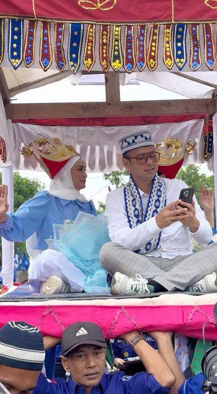 potret Nagita pakai siger Lampung (instagram.com/putri_zulhas)