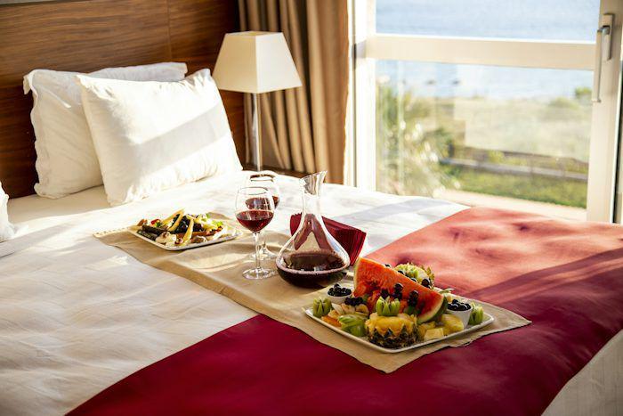 10 Promo Valentine di Hotel Jogja, Menginap sampai Dinner Romantis