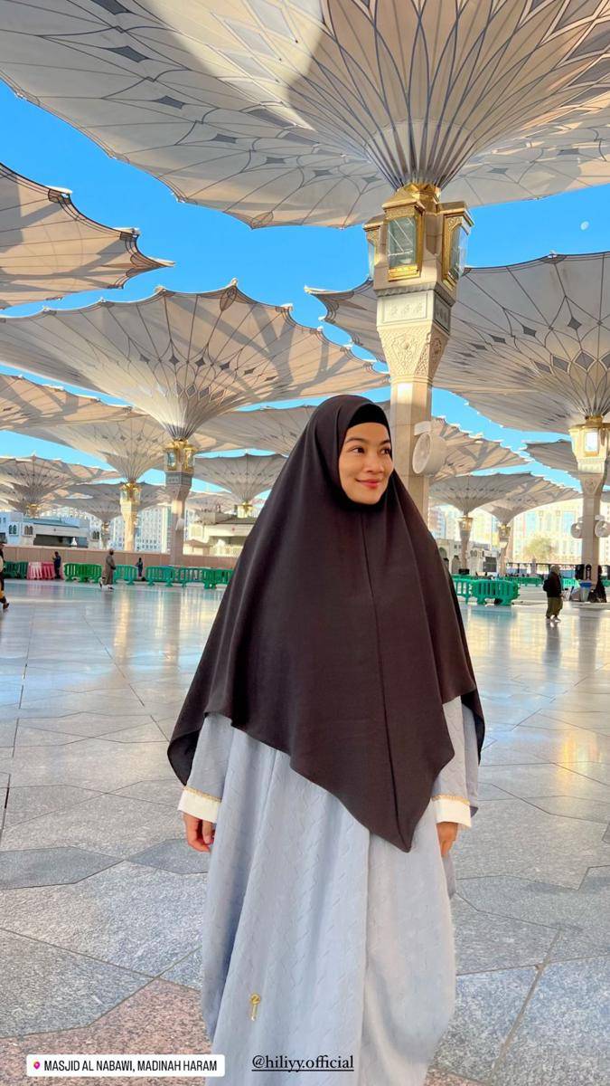 potret Titi Kamal jalani umrah (instagram.com/titi_kamall)