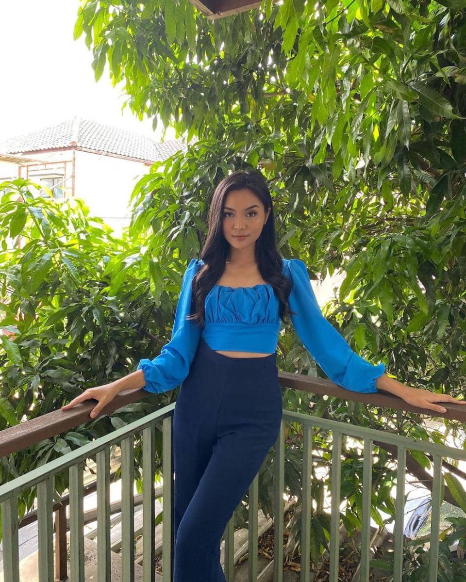 inspirasi OOTD ala Farhana Nariswari (instagram.com/farhanariswari)