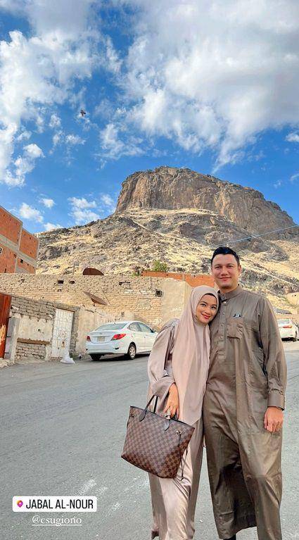 potret Titi Kamal jalani umrah (instagram.com/titi_kamall)