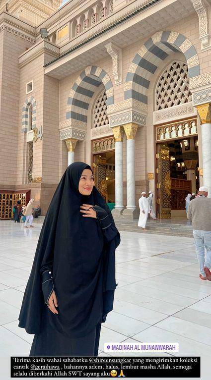 potret Titi Kamal jalani umrah (instagram.com/titi_kamall)