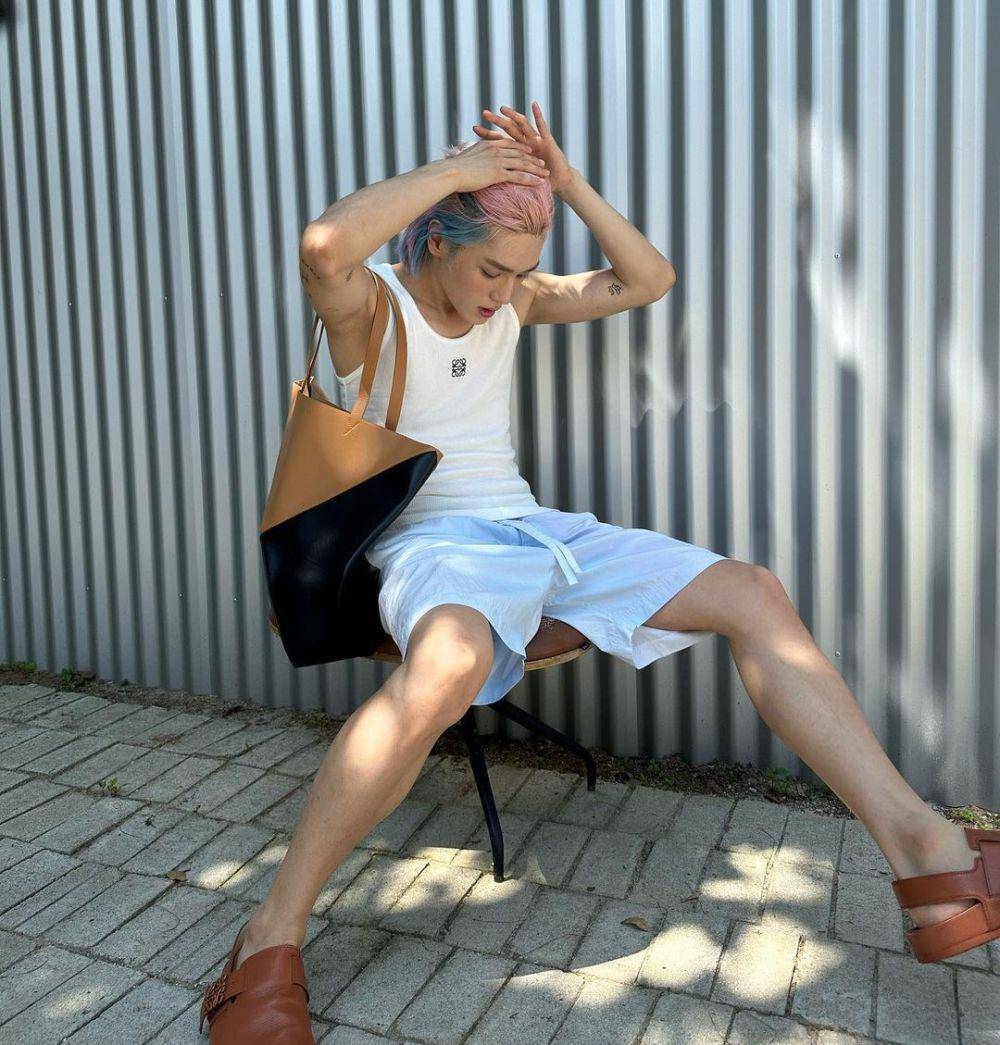inspirasi sleeveless outfit ala Taeyong NCT (instagram.com/taeoxo_nct)