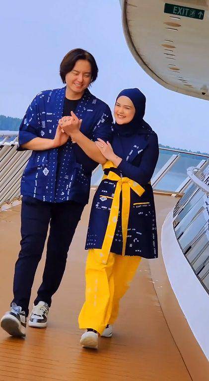 potret keluarga Cut Meyriska liburan di kapal pesiar (instagram.com/cutratumeyriska)