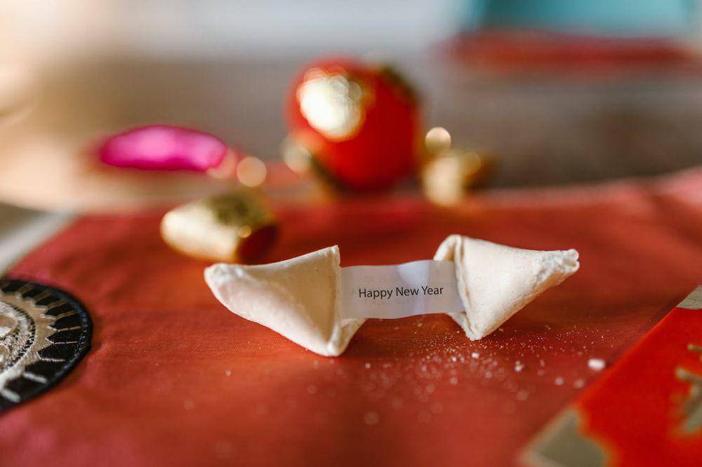 Fortune cookies (Pexels.com/RDNE Stock)