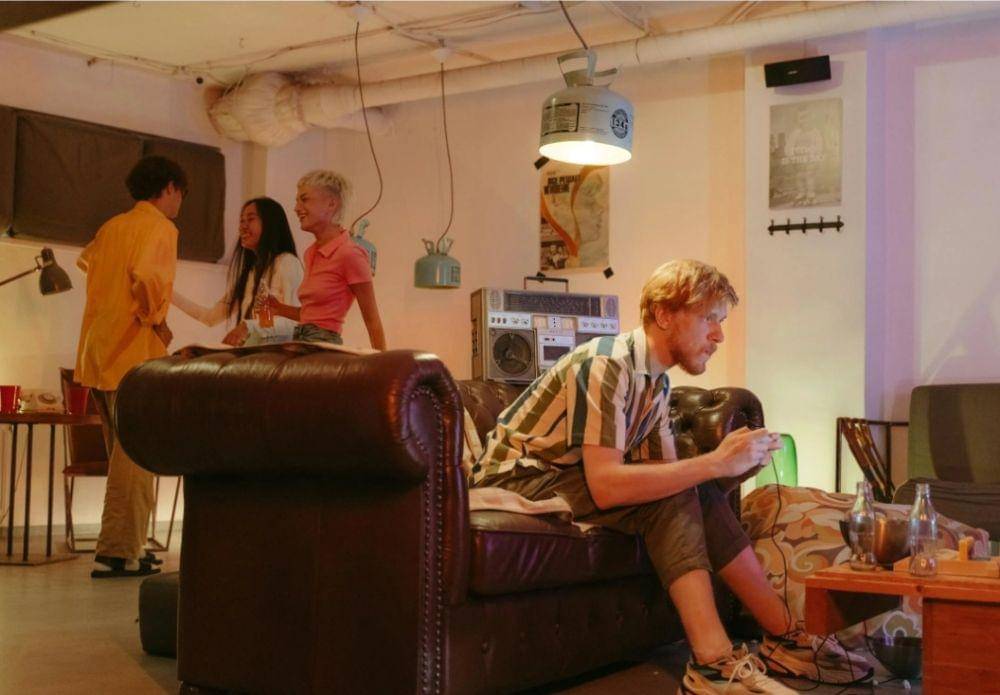 Ilustrasi main game (pexels.com/mart production)