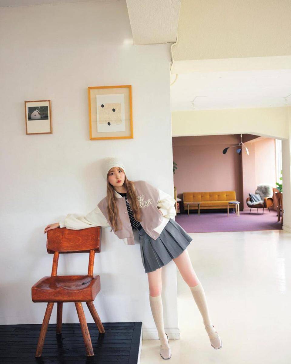 Honda Hitomi (instagram.com/10_hitomi_06)
