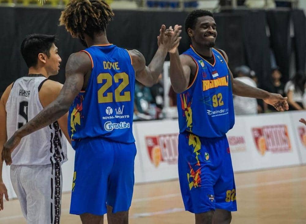 Aksi pebasket Rajawali Medan di IBL (instagram/rajawalimedan)