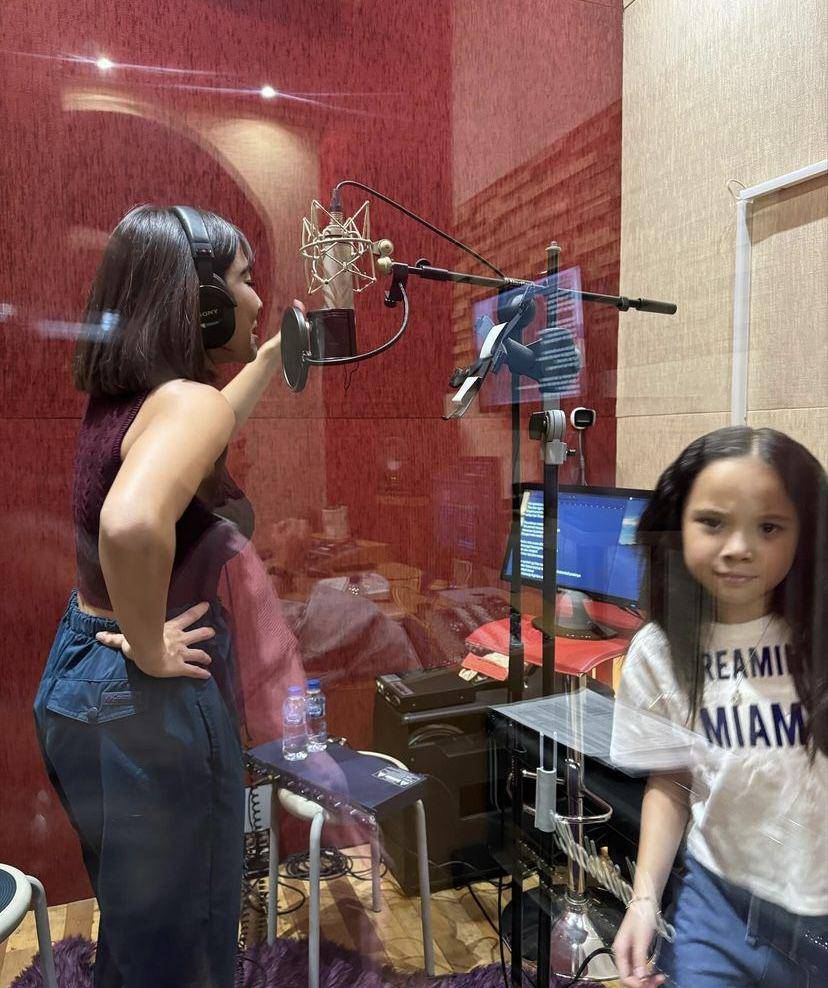 potret Gempi temani Gisella rekaman (instagram.com/gisel_la)